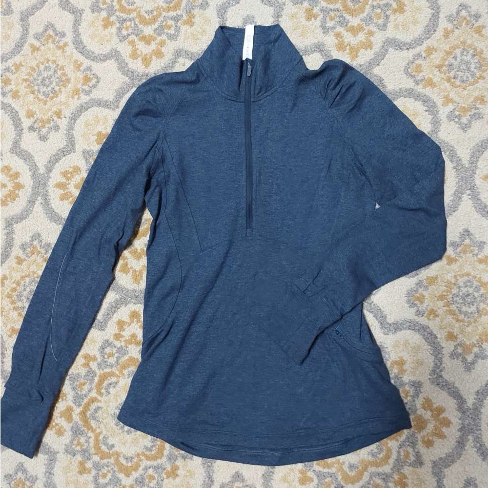 Lululemon grey half zip top